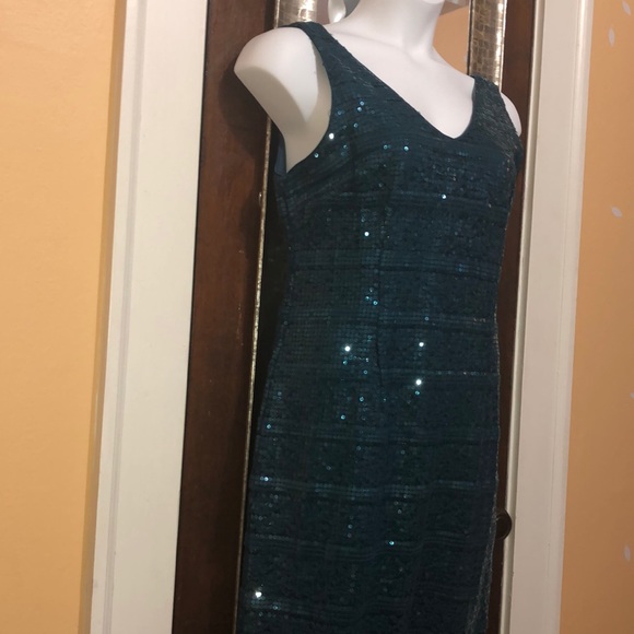 PARTY DRESS👗 - Picture 4 of 7